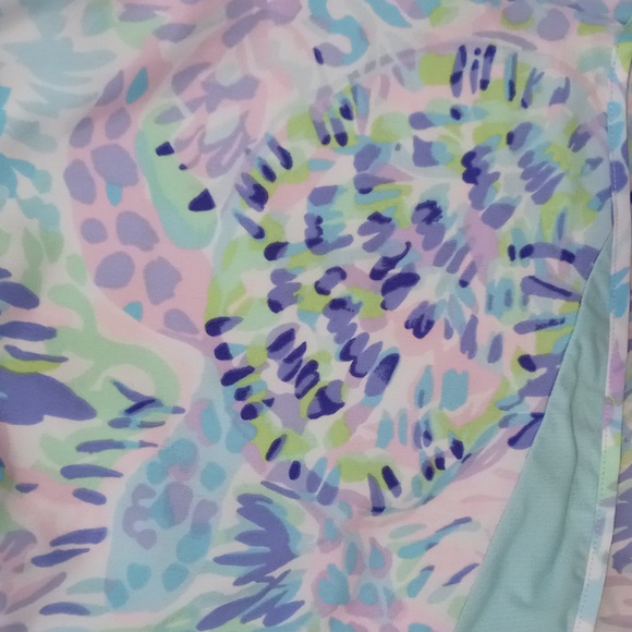 🐢HTF Lilly Pulitzer🐢 - Ocean Trail Short - Picture 4 of 15